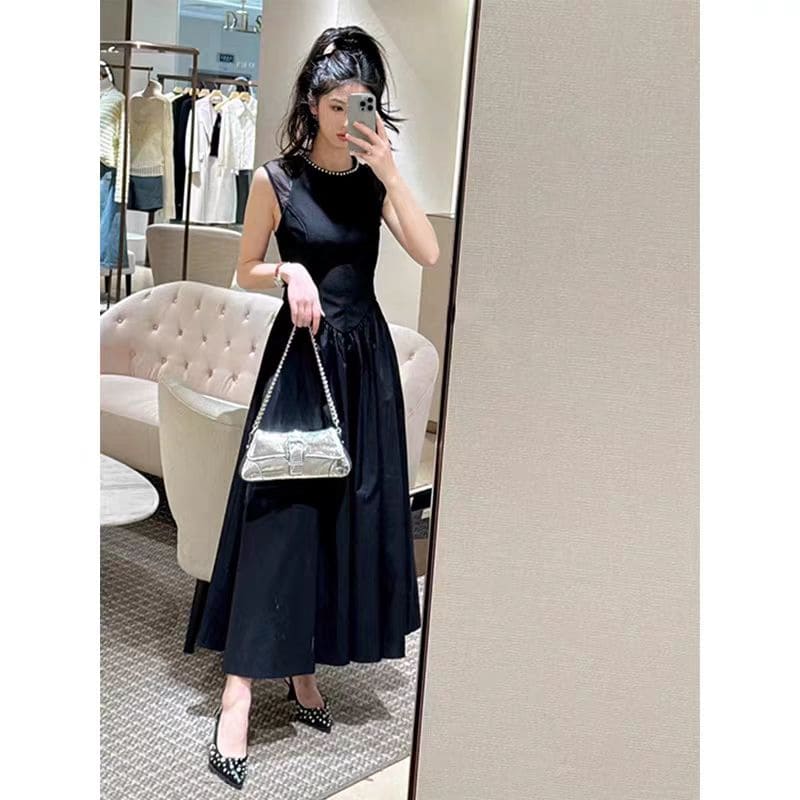 Round Neck Pearl Mesh Midi Black Dress