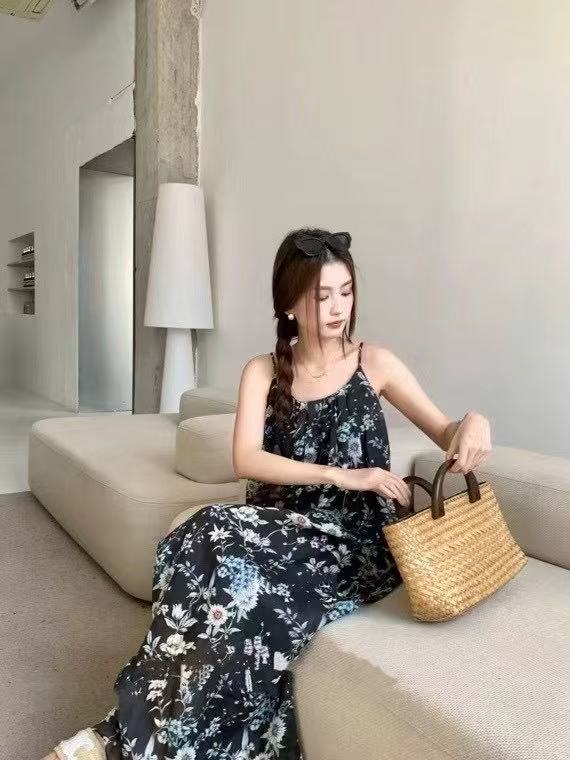women's midi black floral dress